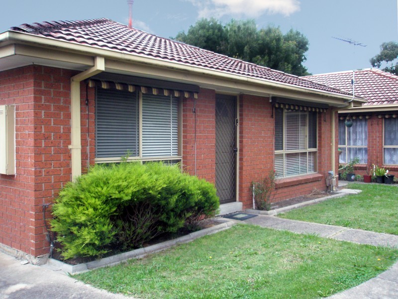 2/6 Alexander Street, Cranbourne VIC 3977