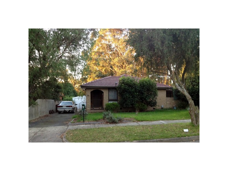 19 Rimfire Crescent, Cranbourne VIC 3977