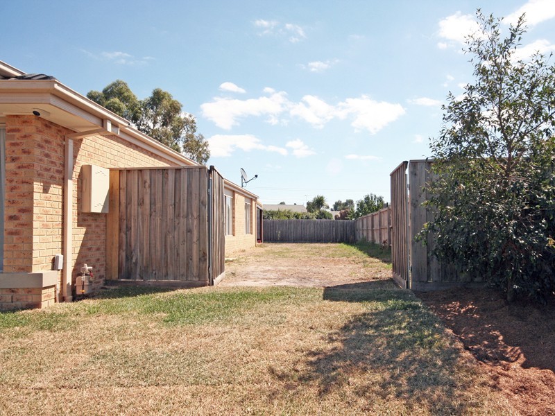 Cranbourne VIC 3977