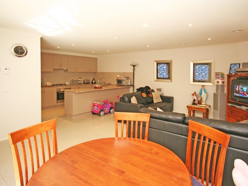 Junction Village VIC 3977