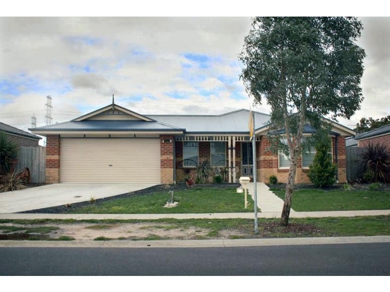6 Longhirst Avenue, Cranbourne VIC 3977