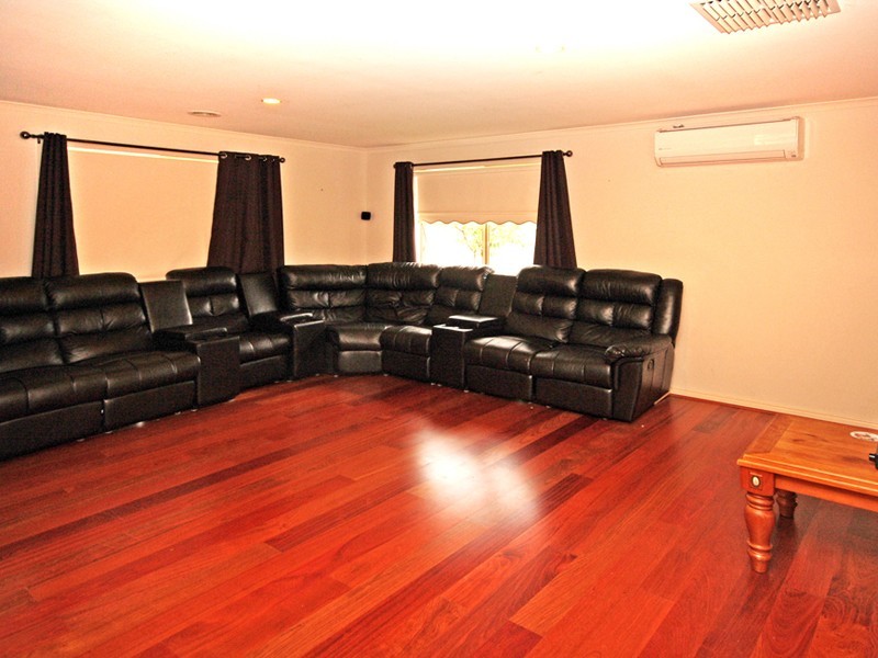 Cranbourne East VIC 3977