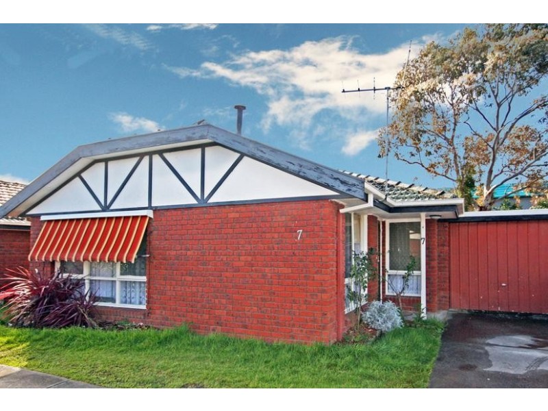 Cranbourne VIC 3977