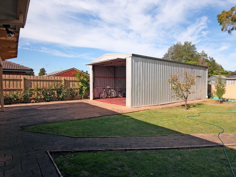 Cranbourne North VIC 3977