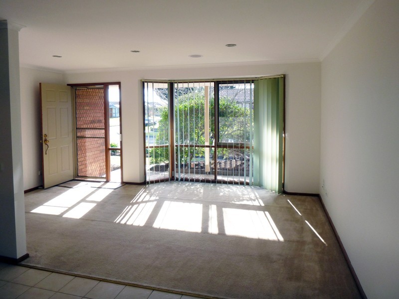 1/21 Phelan Drive, Cranbourne North VIC 3977