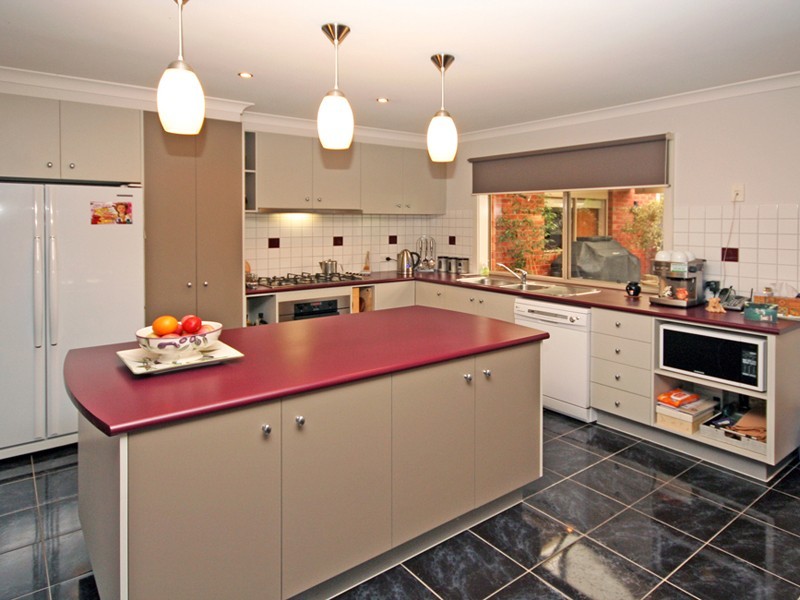 66 Ferndown Drive, Cranbourne VIC 3977
