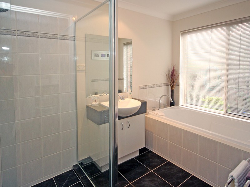 66 Ferndown Drive, Cranbourne VIC 3977