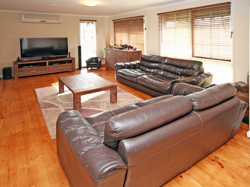 10 Bakewell Street, Tooradin VIC 3980