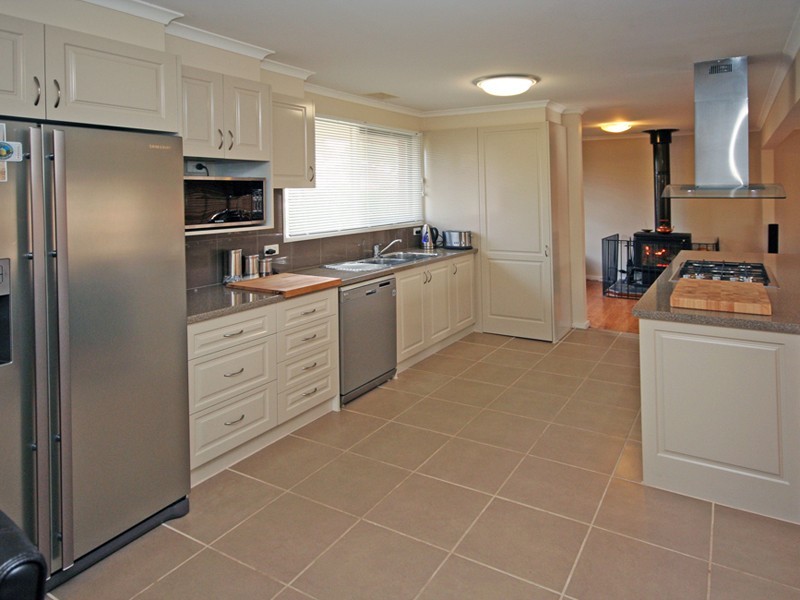 10 Bakewell Street, Tooradin VIC 3980