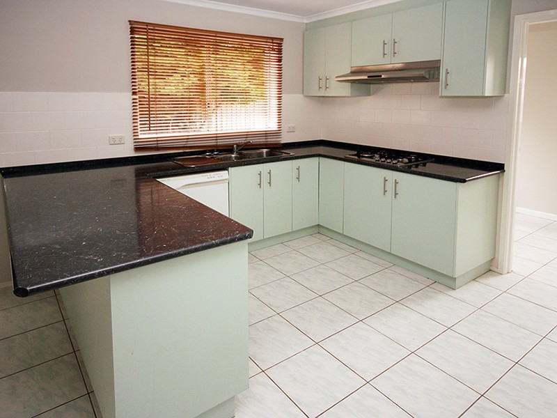 Cranbourne North VIC 3977