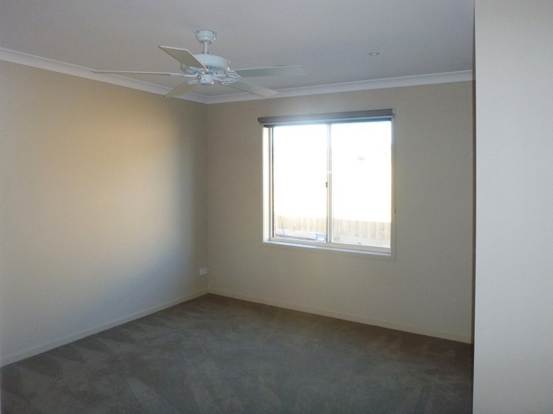 7 Bayley Place, Cranbourne West VIC 3977