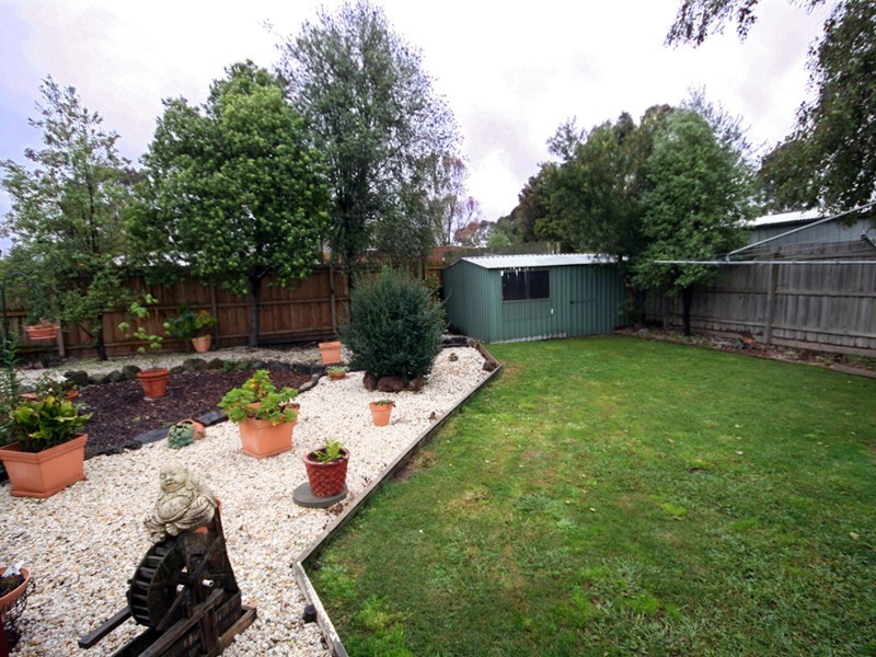 Cranbourne North VIC 3977