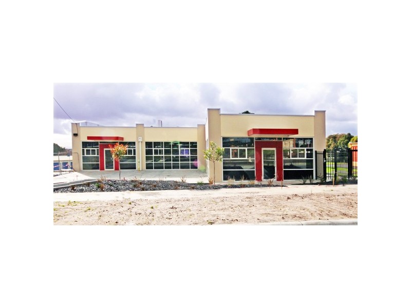 3/2 Codrington, Cranbourne VIC 3977