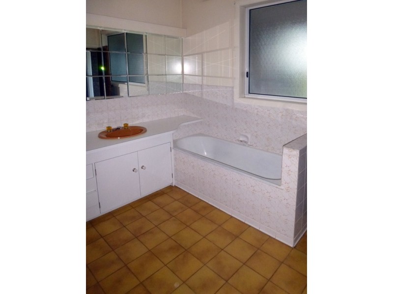65 Tooradin Station Road, Tooradin VIC 3980