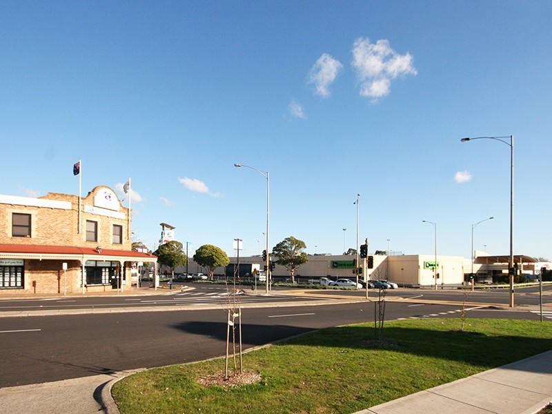 3 Stawell, Cranbourne VIC 3977