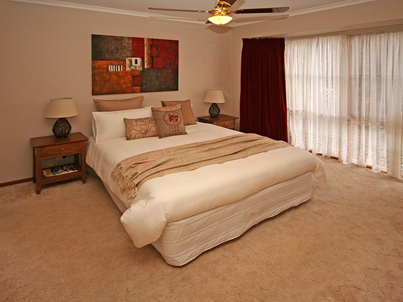 Cranbourne North VIC 3977