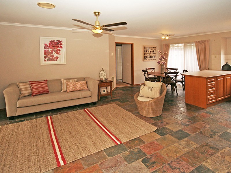 Cranbourne North VIC 3977