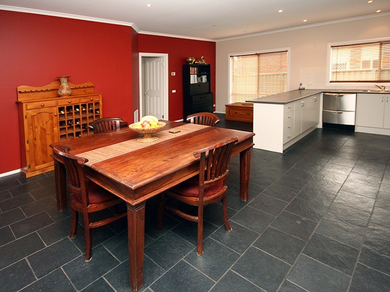 Cranbourne East VIC 3977