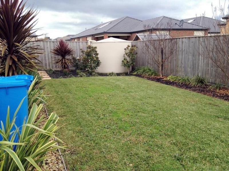 34 Waterbury Street, Cranbourne North VIC 3977