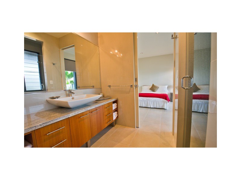 22a Kara Crescent, Airlie Beach QLD 4802