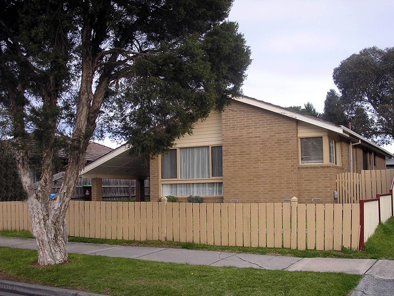 7 Arnold Street, Cranbourne VIC 3977
