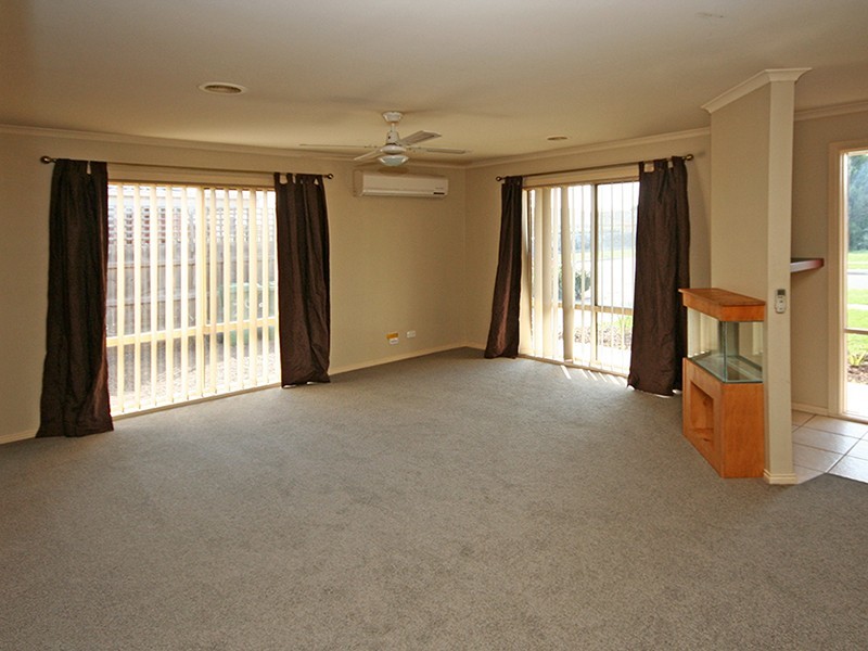 Cranbourne West VIC 3977