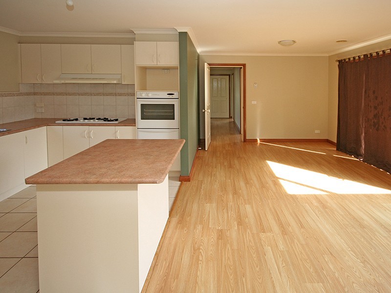 Cranbourne West VIC 3977