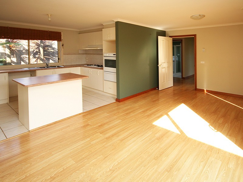 Cranbourne West VIC 3977