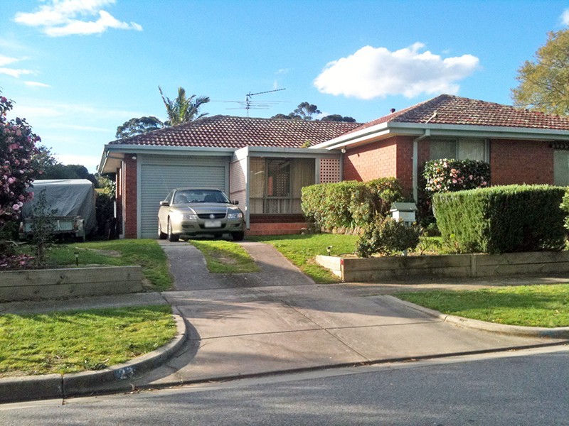 23 Baystone Drive, Cranbourne VIC 3977