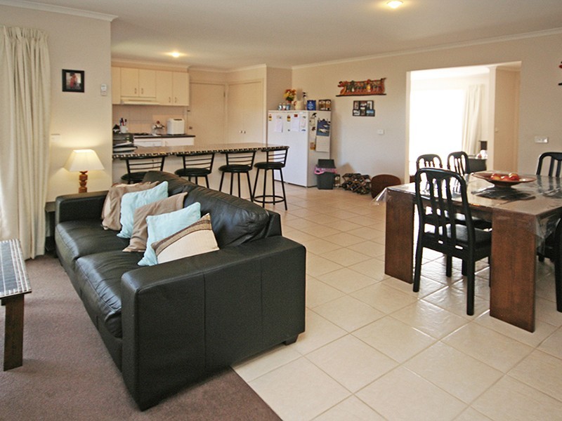 Cranbourne West VIC 3977