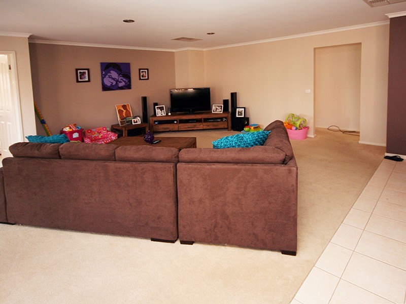 Cranbourne East VIC 3977