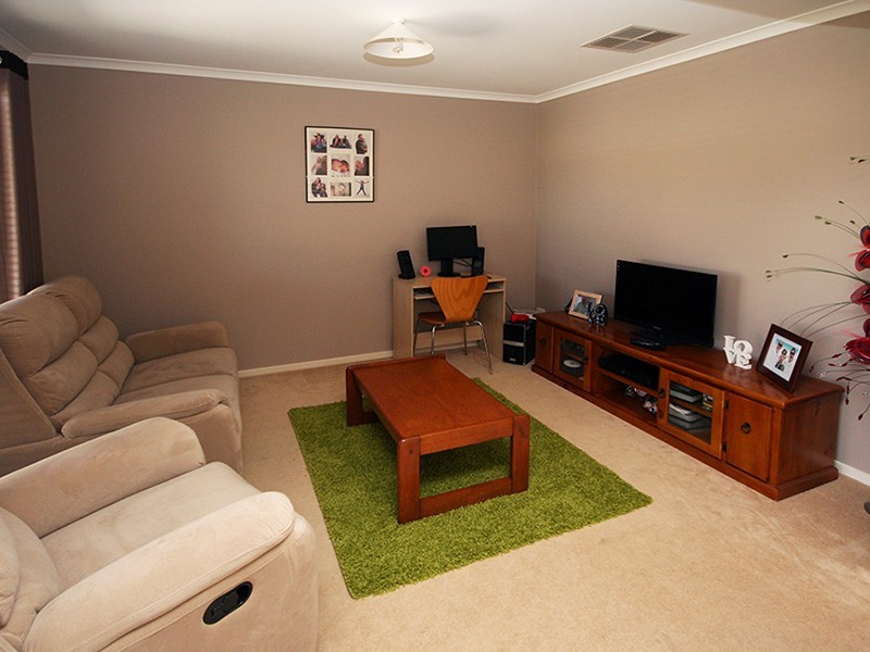 Cranbourne East VIC 3977