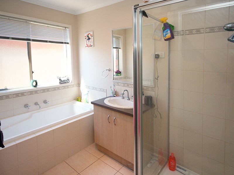 Cranbourne East VIC 3977