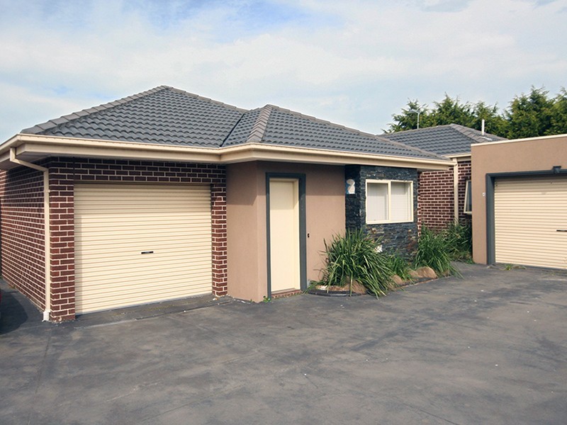 Junction Village VIC 3977