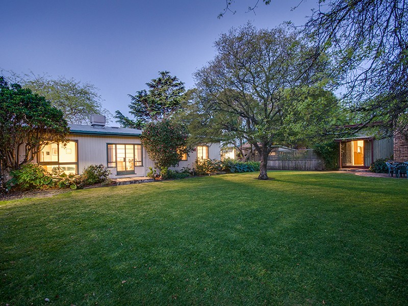 Cranbourne VIC 3977