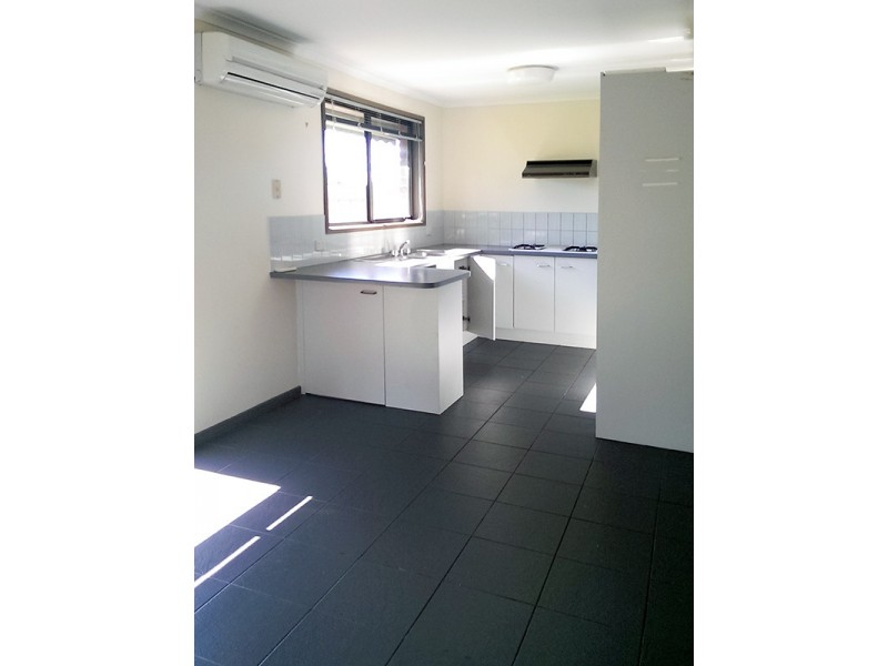 80 Lesdon Avenue, Cranbourne VIC 3977