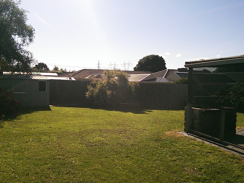 80 Lesdon Avenue, Cranbourne VIC 3977