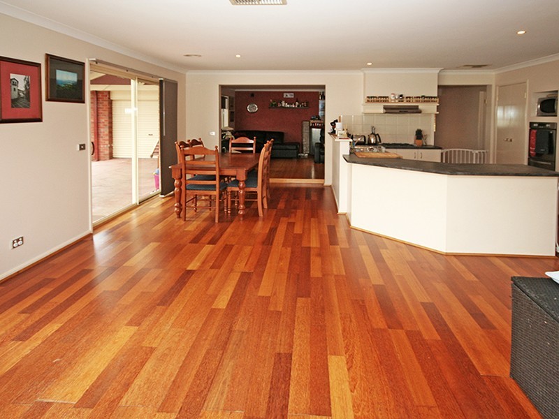 Cranbourne VIC 3977