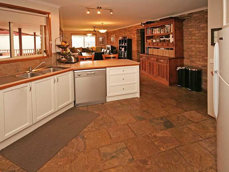 20 Gentle Annie Drive, Blind Bight VIC 3980