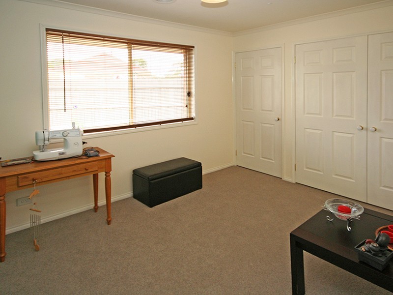 Lynbrook VIC 3975