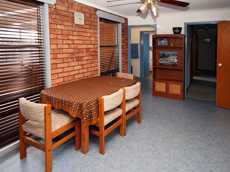 34 Valepark Crescent, Cranbourne VIC 3977