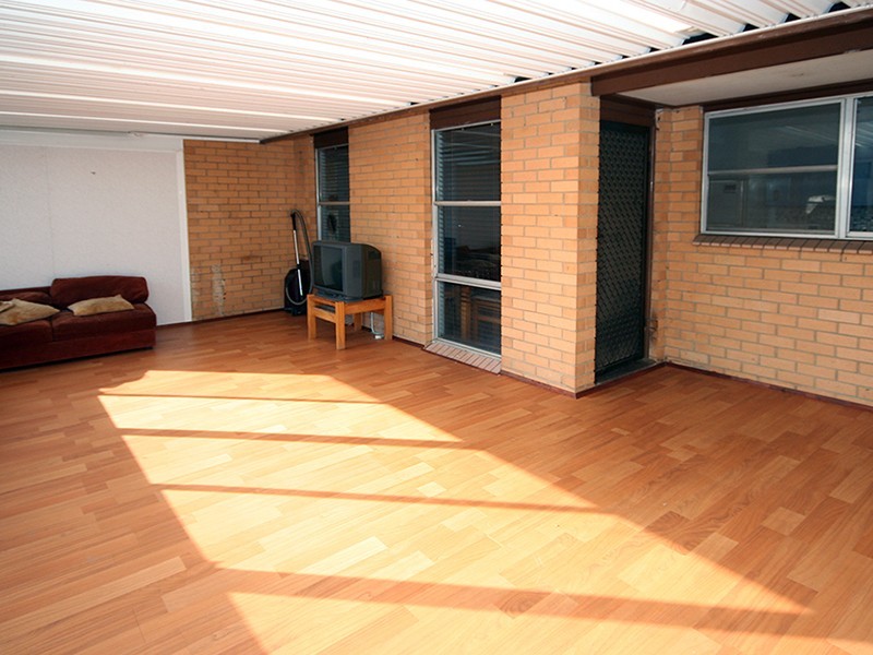 34 Valepark Crescent, Cranbourne VIC 3977