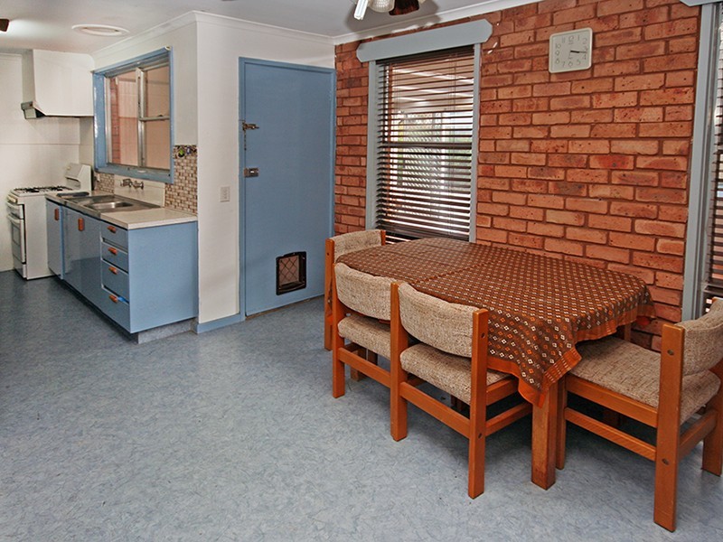 34 Valepark Crescent, Cranbourne VIC 3977