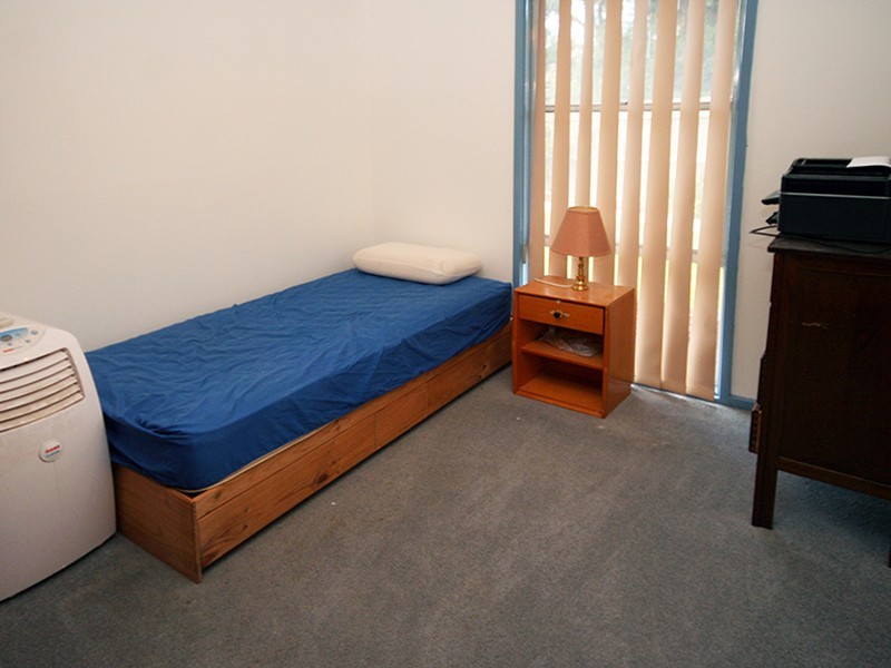 34 Valepark Crescent, Cranbourne VIC 3977