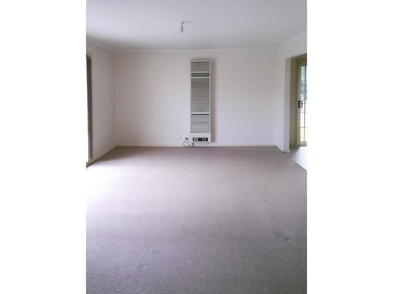 30 Mundaring Drive, Cranbourne VIC 3977