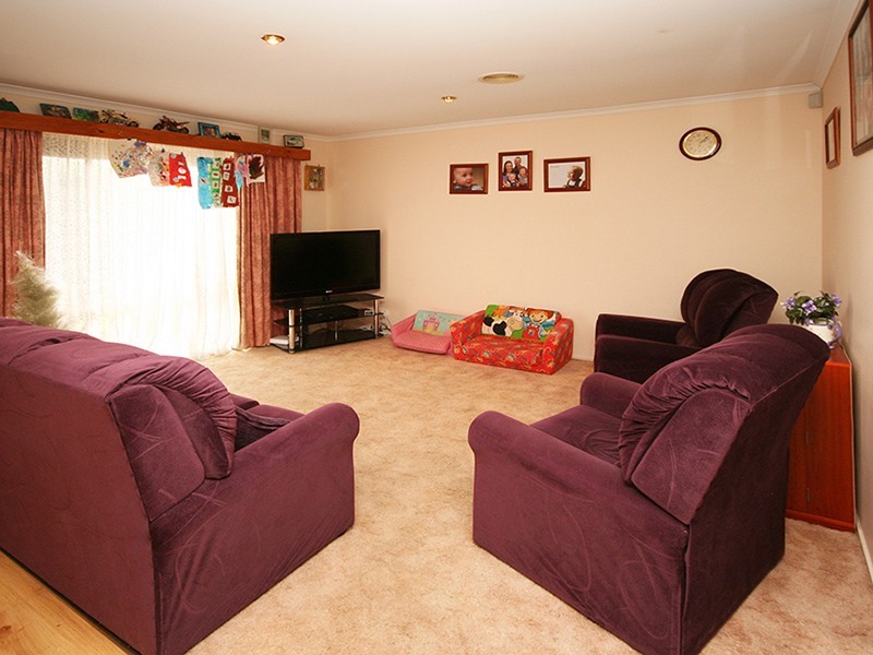 Cranbourne North VIC 3977