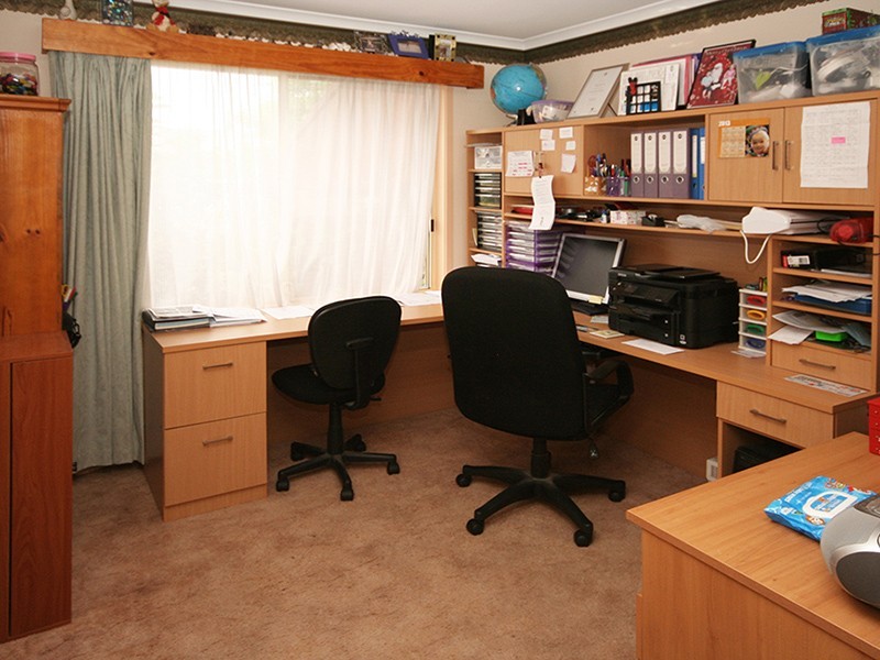 Cranbourne North VIC 3977