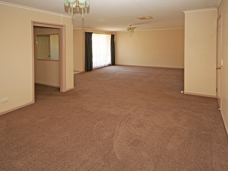 Cranbourne North VIC 3977