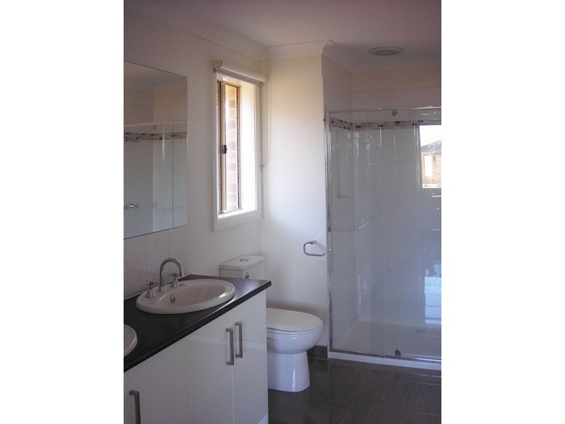 84 Thunderbolt Drive, Cranbourne East VIC 3977