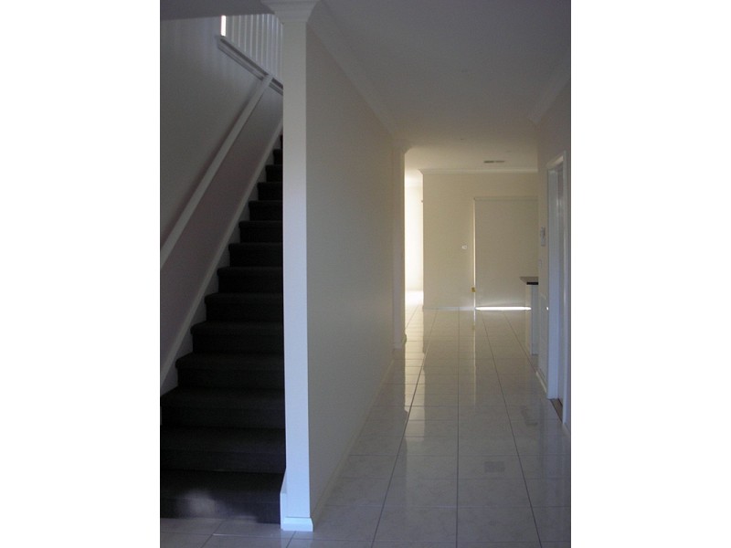 84 Thunderbolt Drive, Cranbourne East VIC 3977